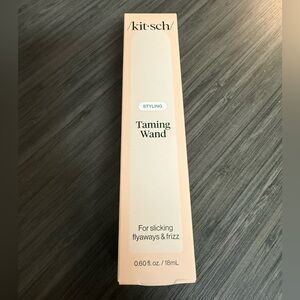 NWT Kitsch Hair Taming Wand